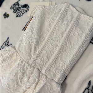 Kloss White Lace Ruffle Blouse